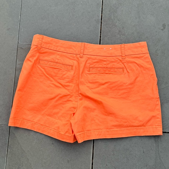 Crown & Ivy Caroline Orange Shorts Sz 10P - Picture 2 of 3